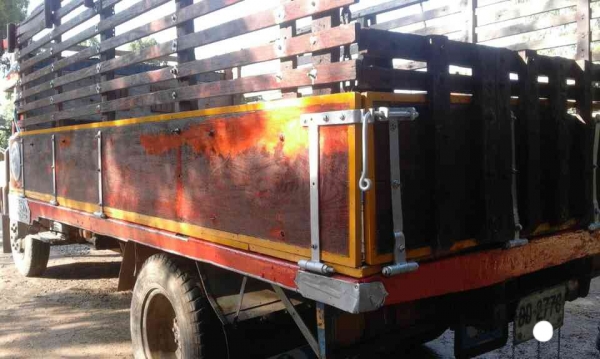 ขาย 6 ล้อหน้ายาว เคร่ื่อง 6BF1185 แรง ปั้มคอยาว มีสโลว์เกียร์กลาง ช่วงล่างใหญ่ฟูโซ่ ราคาต่อรองได้ ทะเบียนพร้อมโอน