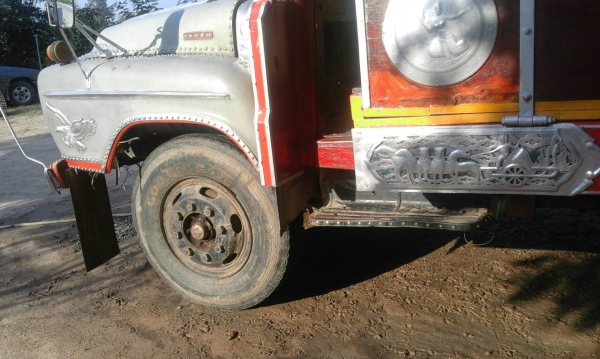 ขาย 6 ล้อหน้ายาว เคร่ื่อง 6BF1185 แรง ปั้มคอยาว มีสโลว์เกียร์กลาง ช่วงล่างใหญ่ฟูโซ่ ราคาต่อรองได้ ทะเบียนพร้อมโอน