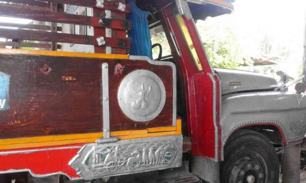 ขาย 6 ล้อหน้ายาว เคร่ื่อง 6BF1185 แรง ปั้มคอยาว มีสโลว์เกียร์กลาง ช่วงล่างใหญ่ฟูโซ่ ราคาต่อรองได้ ทะเบียนพร้อมโอน