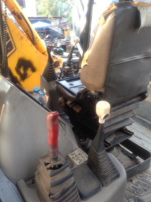 ขายรถตักหน้าหลังขุด JCB 4CX (4x4) ขายรถตักหน้าหลังขุด JCB 4CX (4x4)