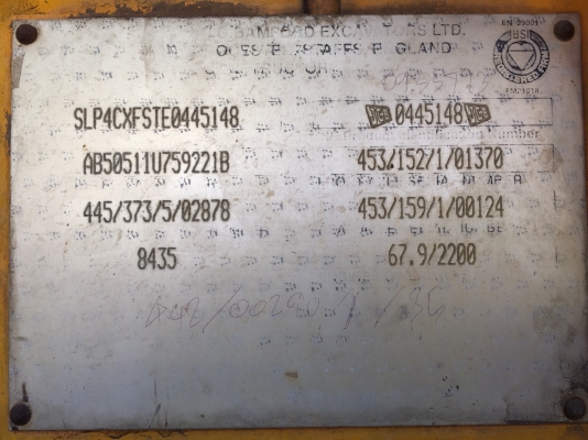 ขายรถตักหน้าหลังขุด JCB 4CX (4x4) ขายรถตักหน้าหลังขุด JCB 4CX (4x4)