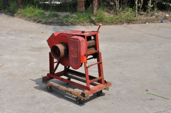 ขายเครื่องย่อยกิ่งไม้ สภาพ เดิมญี่ปุ่น อะเนคประสงค์ 16,500เท่านั้น!!