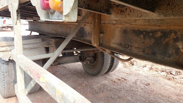 ขายถูกๆ มี 2พ่วง ลูกพ่วง ดั้ม 2เพา สภาพพร้อมใช้งาน ราคาถูกๆ 145,000บ ราคาโดนใจ (ไม่มีเล่มทะเบียน)  มีใบซื้อขายให้ ครับ