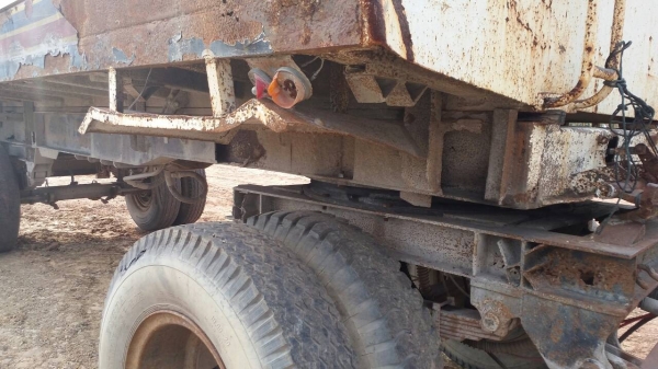 ขายถูกๆ มี 2พ่วง ลูกพ่วง ดั้ม 2เพา สภาพพร้อมใช้งาน ราคาถูกๆ 145,000บ ราคาโดนใจ (ไม่มีเล่มทะเบียน)  มีใบซื้อขายให้ ครับ