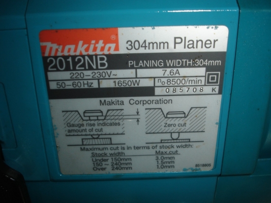 ขายเครื่องรีดไม้สภาพดีมากๆ ยี่ห้อMAKITAรุ่น2012NBใบ12นิ้ว พร้อมใช้งาน