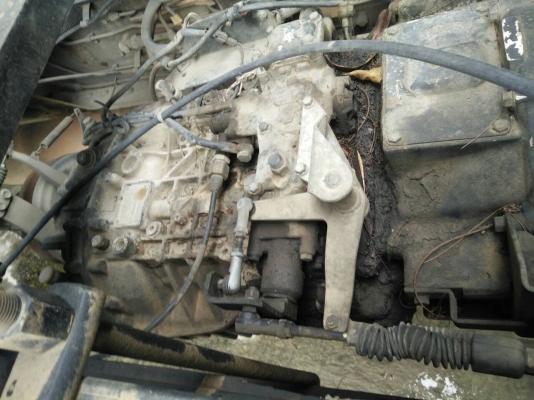 ขายรถบรรทุก 22 ล้อพ่วงแม่ลูกดัมพ์ ISUZU DECA 270 แรงม้าปี 2547 ลูกพ่วง 3 เพลายัดลงเล่มแล้ว ราคา 1700000