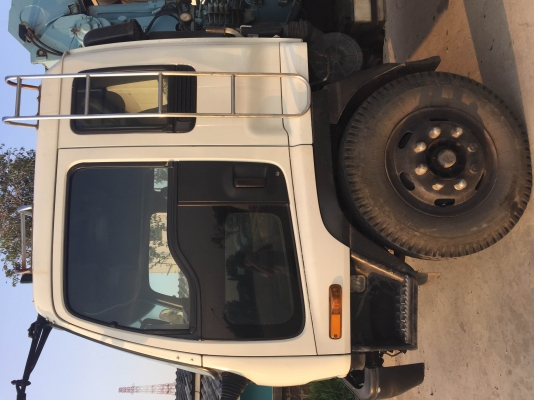 ขายรถบรรทุก10ล้อติดเครน สภาพดี