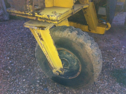 ขาย รถคีบอ้อย 3 ล้อ เครื่องดอยซ์  ไฮโดรลิคดี