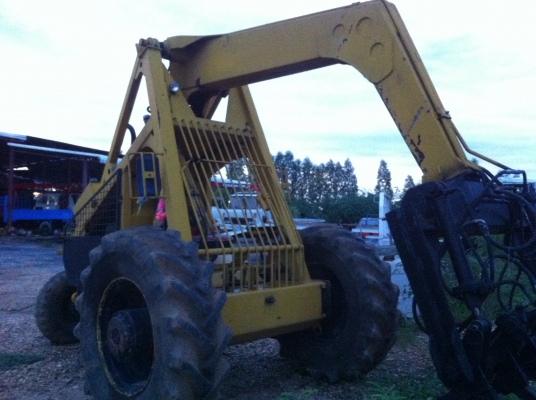 ขาย รถคีบอ้อย 3 ล้อ เครื่องดอยซ์  ไฮโดรลิคดี