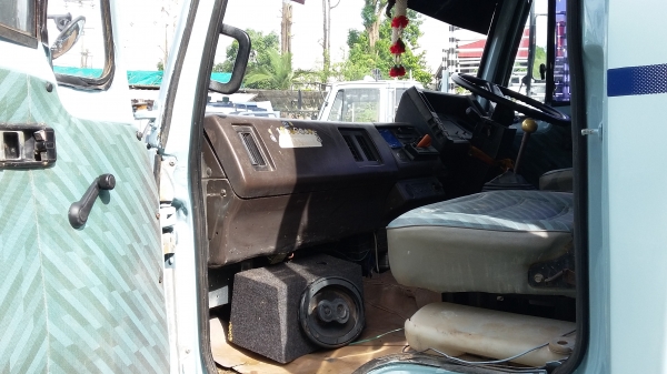 ขายหกล้อใหญ่ อีซูสุร็อกกี้ 165 แรงม้าแอร์ เพาเวอร์ สภาพสวยพร้อมใช้ ขายหกล้อใหญ่ อีซูสุร็อกกี้ 165 แรงม้าแอร์ เพาเวอร์ สภาพสวยพร้อมใช้