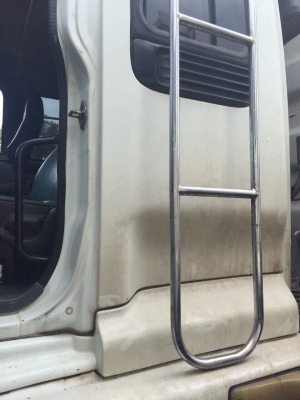 ขายรถ10ล้อดั้มพ์ ISUZU FXZ23NZF24 เครื่อง 270แรงม้า แมกโหลดปี49 สนใจโทร 081-970-1072