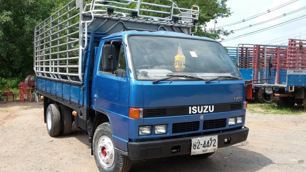 ขายหกล้อกลาง ISUZU NPR-115 ปี37 เอฟหลัง สภาพพร้อมใช้