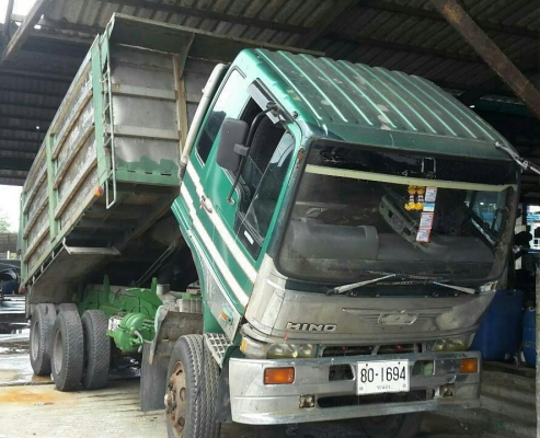 สิบล้อ ฮีโน่ KT 925 EH-700 168 ดั้มกะบะเรสทั้งลูก สภาพดีพร้อมใช้ ลงเล่มเรียบร้อย ทะเบียพร้อมโอน