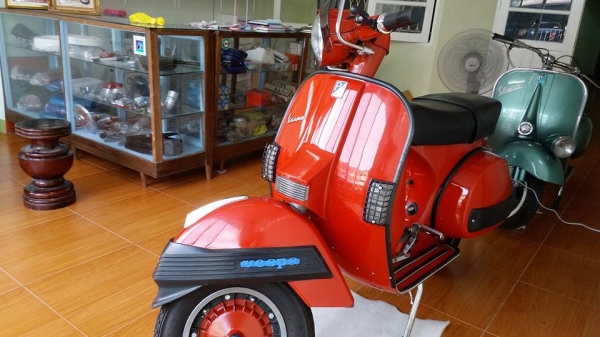 ขาย px 200 สีแดงๆสภาพสวยๆครับพร้อมขี่กลับครับ เอกสารอินวอยครับ แม็ค FA หน้า หลัง ออโต้ลู้บแยกครับ ราคา 79,900 บาทครับ สนใจติดต่อ 0826336557 โป้งครับ รับเทรินทุกรุ่นครับ