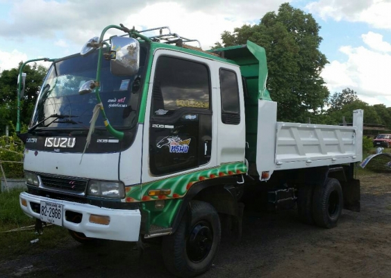 หกล้อ อีซูชุ FRR195 ดั้ม5คิว แอร์ เวอร์ ทิฟฟี ยาง8.25 สภาพดีสวยพร้อมใช้ ทะเบียนพร้อมโอน