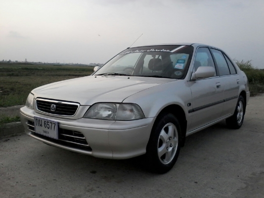 Honda City ปี 97 เครื่อง 1500 cc เครื่อง hyper สีสวย เครื่องดี เกียร์ดี ติดแก็สLPG กระจกไฟฟ้ารอบคันกระจกข้างปรับไฟฟ้าดิส4ล้อแม็กสวยดอกยางหนาใช้ได้นานยางอะไหล่อยู่ครบ