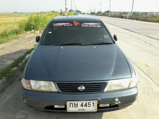 ขาย nissun 1.5 ปี 96 สีน้ำเงิน เกียร์ออโต้ กระจกไฟฟ้า ปรับข้างไฟฟ้า ติดฟิมล์รอบคัน