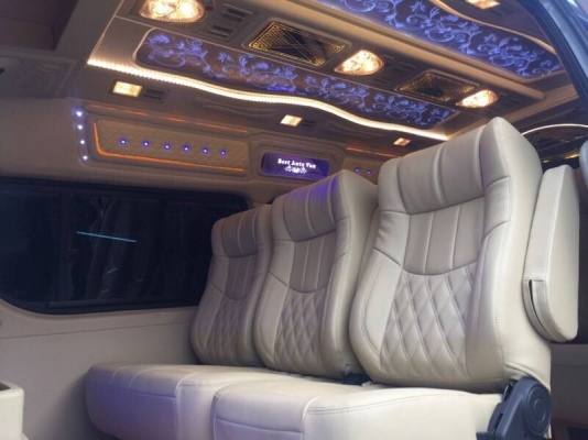 โทร 0922726669 คุณตันหยง ตู้เบสออโต้แวน ขายรถตู้ ดีเซลล์ ปี 2013 แต่งวีไอพี แอร์ไมโครบัส สีเทา ราคา 1,029,000 บาท