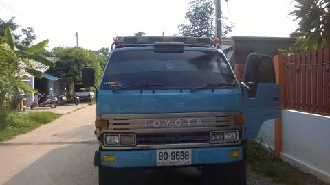 ขายด่วนสุดๆ Toyota Dyna 350 เครื่อง 110 สภาพพร้อมใช้งานคับผม
