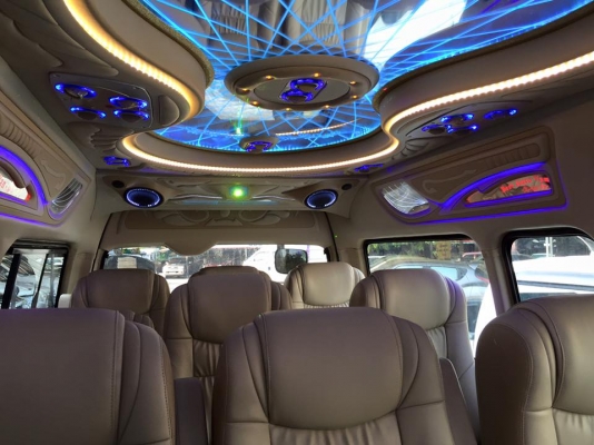 ขายรถตู้ ดีเซลค่และเบนซิน CNG หลังคาสุง. แต่งวีไอพีเต็มๆล้นๆครบ  ติตต่อคุณตันหยง 0922726669 ตู้เบสออโต้แวน