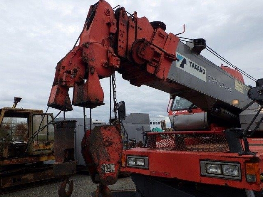 ขายรถขุดแบคโฮ เทคเตอร์ รถเคน ทุกชนิดทุกยี่ห่อนำเข้าจากญี่ปุ่น