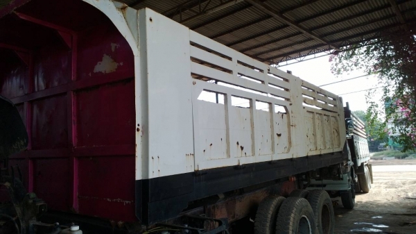 ขายกระบะดั้มอุปกรณ์ครบพร้อมใช้68000