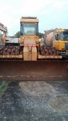 ชายรถบด4ล้อหนาม4คัน