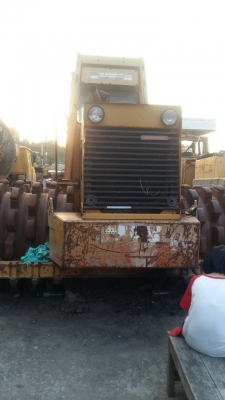 ชายรถบด4ล้อหนาม4คัน