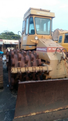 ชายรถบด4ล้อหนาม4คัน