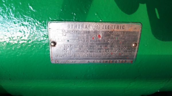 ขายเครื่องปั่นไฟ 18.5kva 380/220v