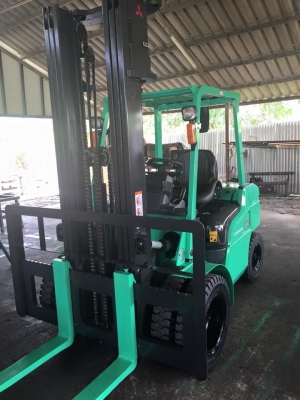 ขาย ฟอล์คลิฟต์ 3 ตัน ดีเซล เสายกสูง 6 เมตร รถเก่าญี่ปุ่น