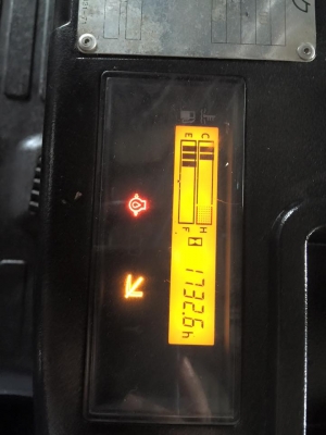 TOYOTA 8FD20 รถนอก รุ่นใหม่ล่าสุด เสา 4.5 เมตร งาฮิ้ง