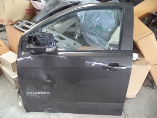 ขายประตูหน้า แค็ป เชฟ โคโลราโด ขายประตูหน้า แค็ป เชฟ โคโลราโด