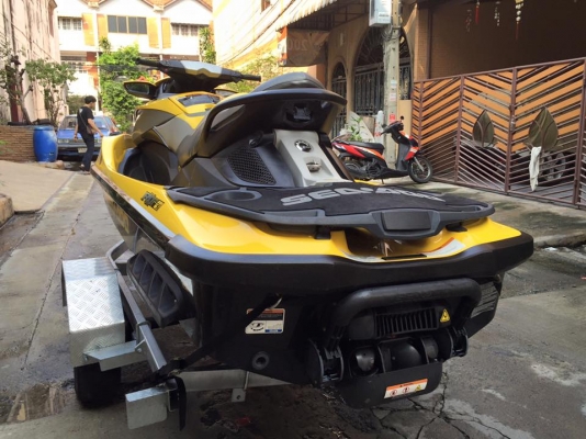 ขายSEADOO RXT255 IS Y2009 วิ่ง 42 ชม. เพียง 279,000b. ขายSEADOO RXT255 IS Y2009 วิ่ง 42 ชม. เพียง 279,000b.