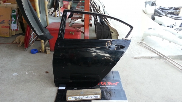 ประตูหลังซ้าย Honda Accord ปี 13 ของแท้มือสอง
