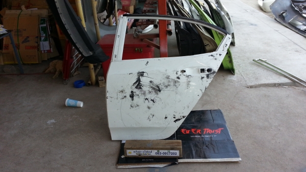 ประตูหลังซ้าย Honda city ปี 08-12 ของแท้มือสอง