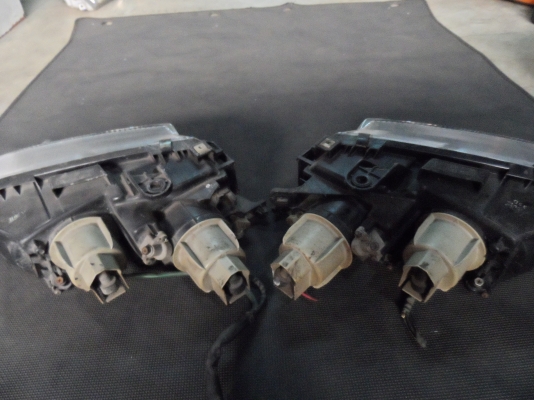 ขาย ไฟหน้า MAZDA LANTIS มาสด้า แลนติส อะไหล่รถยนต์ มือสอง ขาย ไฟหน้า MAZDA LANTIS มาสด้า แลนติส อะไหล่รถยนต์ มือสอง