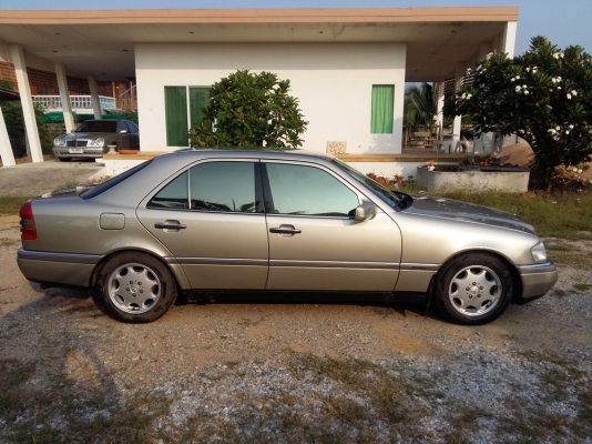ขาย BENZ C220