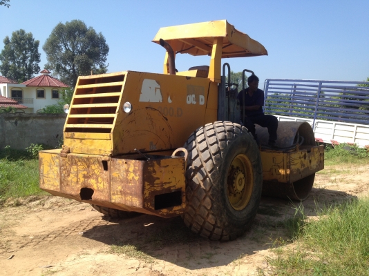 ขายรถบดสั่นสะเทือน    2 เพลา