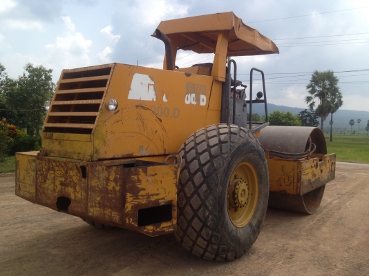 ขายรถบดสั่นสะเทือน    2 เพลา