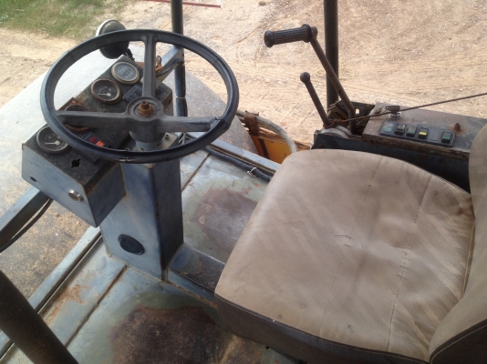 ขายรถบดสั่นสะเทือน    2 เพลา