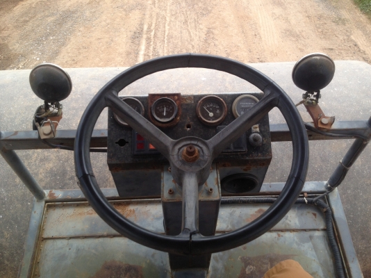 ขายรถบดสั่นสะเทือน    2 เพลา