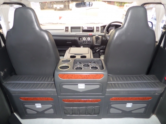 รถตู้มือสอง สวยๆ ปี2012 ไม่มีตำหนิ สนใจโทร097-107-8777