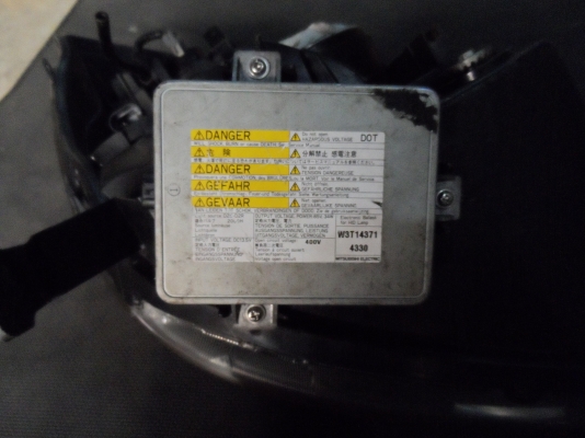 ขาย ไฟหน้า ซีนอน xenon ครบชุด HONDA STREAM ตัวสอง ฮอนด้า สตรีม อะไหล่รถยนต์ มือสอง