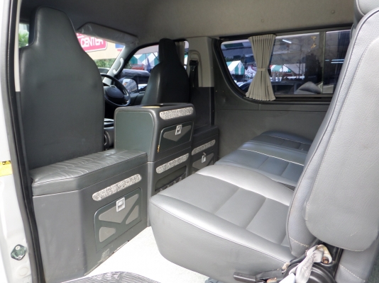 รถตู้มือสอง สวยๆ ปี2012 ไม่มีตำหนิ สนใจโทร097-107-8777