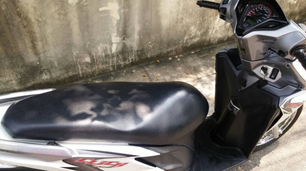 click 125i สวยใส มือเดียว