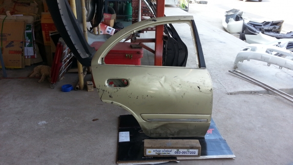 ประตูหลังขวา Nissan sunny Neo ของแท้มือสอง