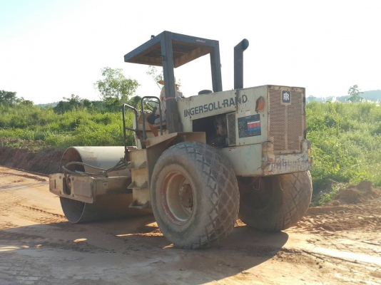 ขายรถบด2เพลา ขายรถบด2เพลา