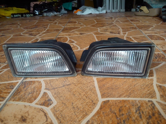 ไฟตัดหมอก NISSAN STANLEY ทรงปลายบดาบกลับด้าน