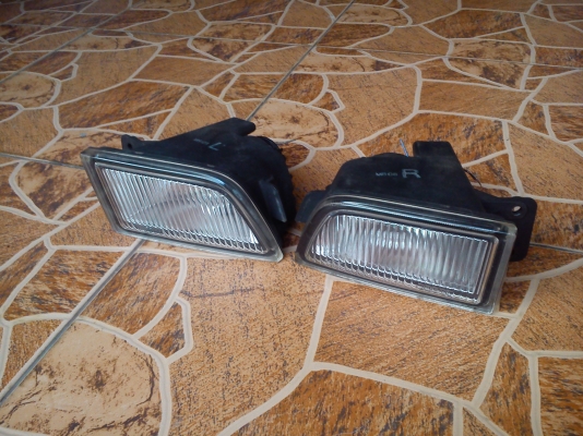 ไฟตัดหมอก NISSAN STANLEY ทรงปลายบดาบกลับด้าน